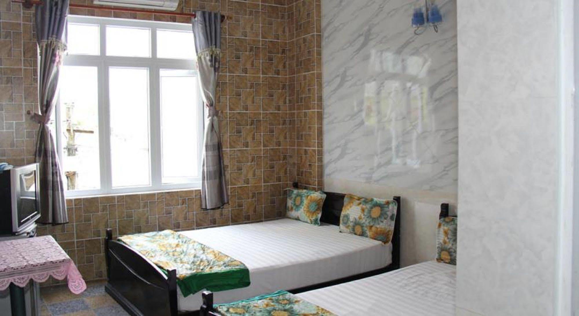 Yen Vy Hotel Quy Nhon Esterno foto